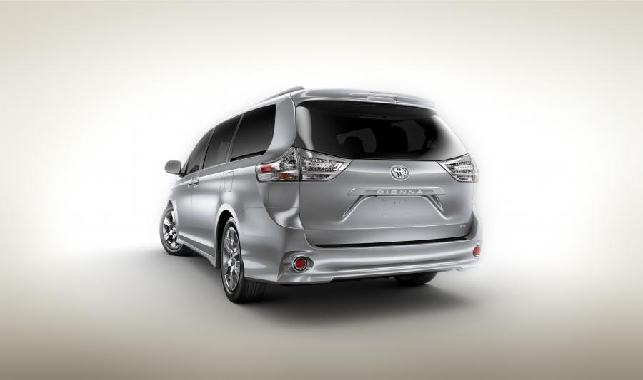  Toyota Sienna SE 2010 года  (фото 47 из 50)